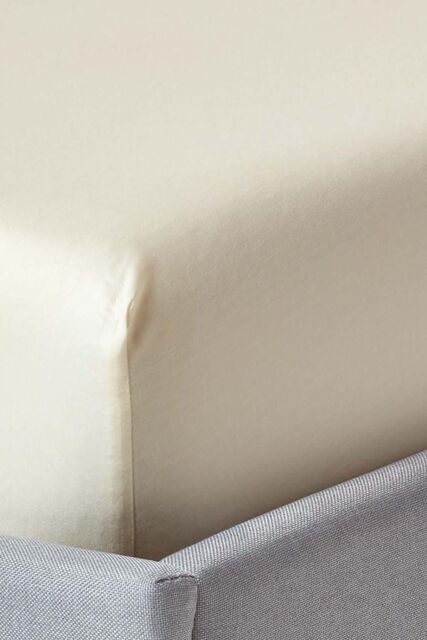 Homescapes Sateen Cotton Deep Fitted Sheet 18 inch 400 Thread Count in Cream - Size: Double Fitted - image 1