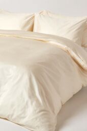 Homescapes Sateen Cotton Deep Fitted Sheet 18 inch 400 Thread Count in Cream - Size: Double Fitted - thumbnail 3