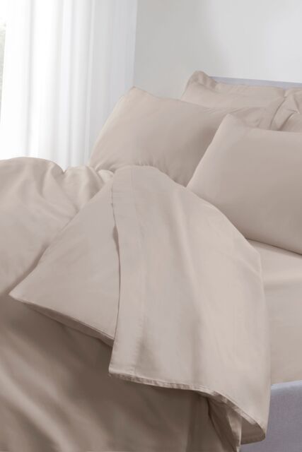 The Linen Consultancy 'TLC 5 Star Hotel Concept' 250TC Cotton Percale Flat Sheet in Taupe - Size: Double Flat - image 1