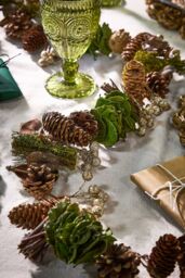 Dibor Woodland Walk Natural Finish Xmas Table Christmas Garland 1.2m - Size: Large
