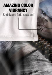 Suicide Squad LOGOVISION :Kill The Justice League, 152x127 cm King Shark Silk Touch Blanket in White - thumbnail 4