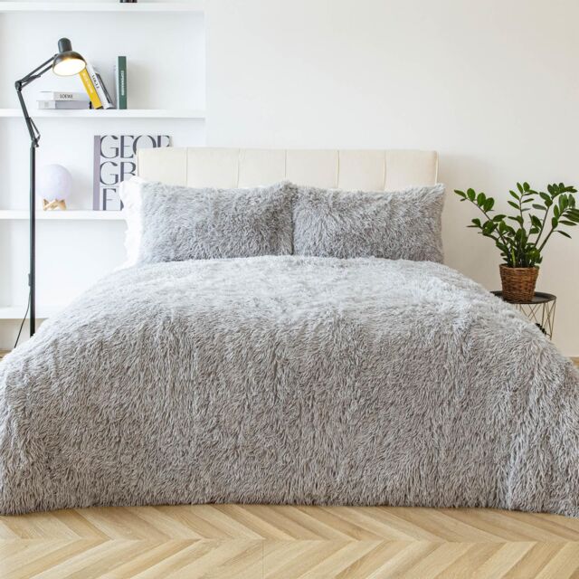 OHS Teddy Duvet Cover Set Bedding Soft Fleece Faux Fur Shaggy in Silver - Size: Double - image 1
