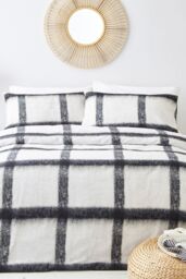 The Linen Yard Mohair Check Textured Effect Duvet Cover Set - Size: Single - thumbnail 2