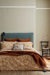 Morris & Co 'Sunflower' Cotton Duvet Cover Set in Tan - Size: Single - thumbnail 1