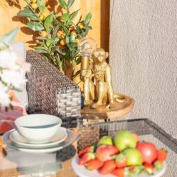 ValueLights Solar Powered Gold Monkey Garden Ornament Table Lamp - thumbnail 4