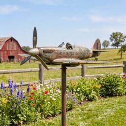 Quipulse Pilot Iron Rotating Garden Windmill in Grey - thumbnail 1