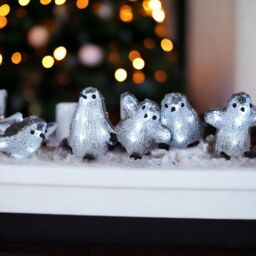 mysmartbuy 5 x Acrylic Light Up Penguin Ornaments - Battery Powered Indoor Outdoor Illuminated Christmas Decorations with 8 LEDs & Timer in Silver - thumbnail 1