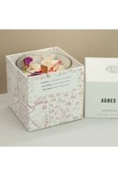 KDMD Agnes & Cat Botanical Soy Wax Candle Roses of Sawrey in White - thumbnail 5