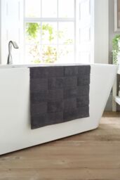 The Lyndon Company Egyptian Spa 1600gsm Cotton Bath Mat - Ultra Plush, Absorbent, Luxury Spa Feel - 55x85cm in Charcoal - thumbnail 1