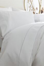 Belledorm Egyptian Cotton 400 Thread Count Flat Sheet in Light Grey - Size: Double - thumbnail 2