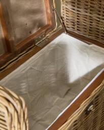 Dibor Traditional Style Woven Indoor Bench & Storage Trunk in Natural - thumbnail 6