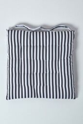 Homescapes Set of 4 Black & White Stripe Seat Pad with Straps 40 x 40 cm - Size: 40 cm x 40 cm - thumbnail 3