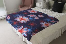 Benjamin Tate Design Red White & Blue Flower Print Blanket in Natural - Size: 120 cm x 150 cm - thumbnail 3