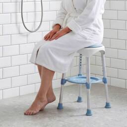 Levede Shower Chair Swivel 6-Level Adjustable Height Shower Bath Stool Seat in Blue - thumbnail 3