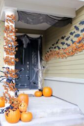 Living and Home 2m Faux Autumn Maple Leaf Garland for Home Décor Halloween in Orange - thumbnail 3