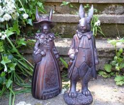 Inspirational Gifting Mr & Mrs Rabbit Sculpture Garden Ornament in Bronze - thumbnail 4