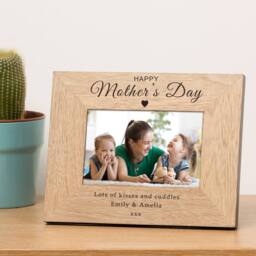 Uniqueful Women's Personalised Happy Mothers Day Wood Picture Frame 6x4 for Mum in Brown