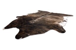 RugsX Cow Hide Rug in Brown - Size: 155 cm x 195 cm - thumbnail 3