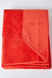 Homescapes Luxury Quilted Velvet Bedspread Geometric Pattern Throw in Burnt Orange - Size: Double - thumbnail 2