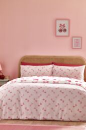 Catherine Lansfield 'Cherries & Bows' Reversible Duvet Cover Set in Pink - Size: King - thumbnail 2