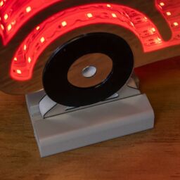 Samuel Alexander 40cm LED Infinity Truck Christmas Decoration with Wooden Base in Red & Green - thumbnail 7