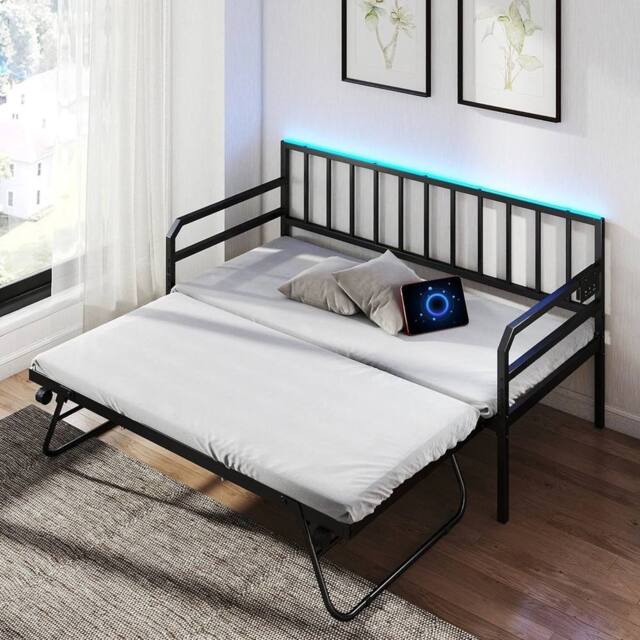 KORVIXA Single Size Daybed with Charging Station in Black - Size: Double - image 1