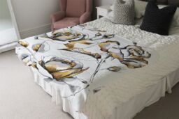 Benjamin Tate Design Golden Roses Blanket in Natural - Size: 120 cm x 150 cm - thumbnail 3