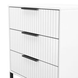 Ready Assembled 2 U Menai 3 Drawer Chest (Ready Assembled) in White - thumbnail 5