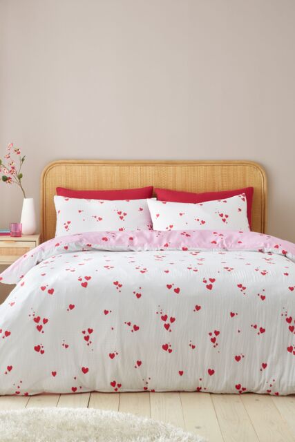 Catherine Lansfield 'Seersucker Heart' Duvet Cover Set in White - Size: Double