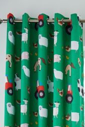 Catherine Lansfield 'Farmyard Animal' Eyelet Curtains in Green - Size: 168 cm width x 183 cm drop - thumbnail 2
