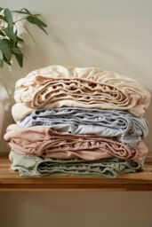 Martex Touch of Linen Fitted Sheet in Pale Blue - Size: Double Fitted - thumbnail 6