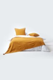 Homescapes Cotton Rajput Ribbed Cushion Cover in Mustard - Size: 45 cm x 45 cm - thumbnail 4