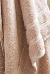 CHRISTY 'Antalya' 100% Turkish Cotton 2 Piece Luxury Bath Sheet Set in Pale Pink - thumbnail 4