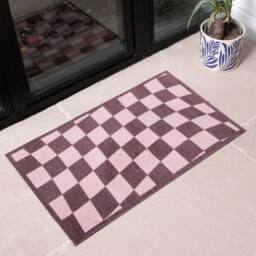 Artsy Mats Wavey Checkerboard Indoor Washable Doormat in Brown - Size: 40 cm x 60 cm - thumbnail 1