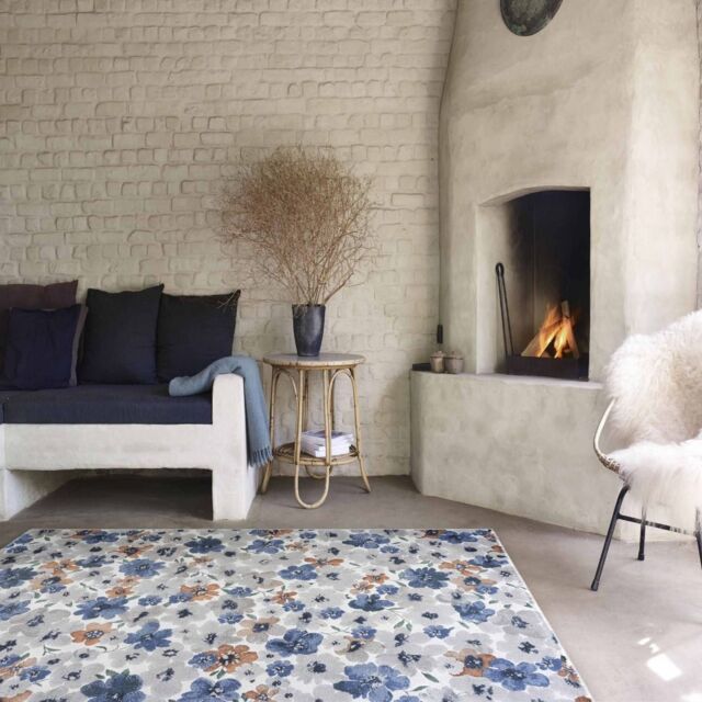 The Rug Shop UK Blue Floral Modern Easy To Clean Area Rug - Size: 160 cm x 230 cm - image 1