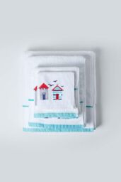 Homescapes White & Blue Beach Hut Towel