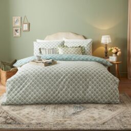 Furn Krissa Block Printed Duvet Cover Set in Blue - Size: King - thumbnail 2
