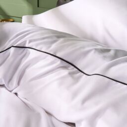 OHS Piped Edge Bedding Set Soft Duvet Cover with Pillowcase in White - Size: Double - thumbnail 3