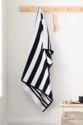 Bianca 'Reversible Stripe' Cotton Jacquard Bath Towel in Black - thumbnail 1