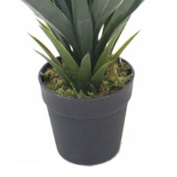 Leaf 90cm Gold Planter with Artificial Yukka Plant - thumbnail 6