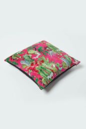 Homescapes Hot Pink Tropical Leaf Velvet Cushion 46 x 46 cm - thumbnail 5