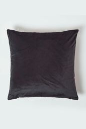 Homescapes Hot Pink Tropical Leaf Velvet Cushion 46 x 46 cm - thumbnail 2