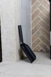 JVL Hudson Large Fireplace Shovel - Black - thumbnail 4