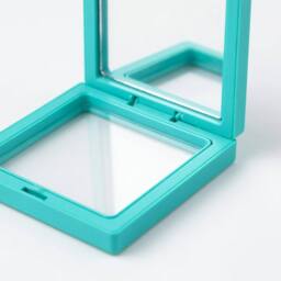 KDMD Teal 3D Floating Frame Display 9x9cm - Jewelry & Collectibles Showcase in Aqua - Size: 9x9 cm - thumbnail 2