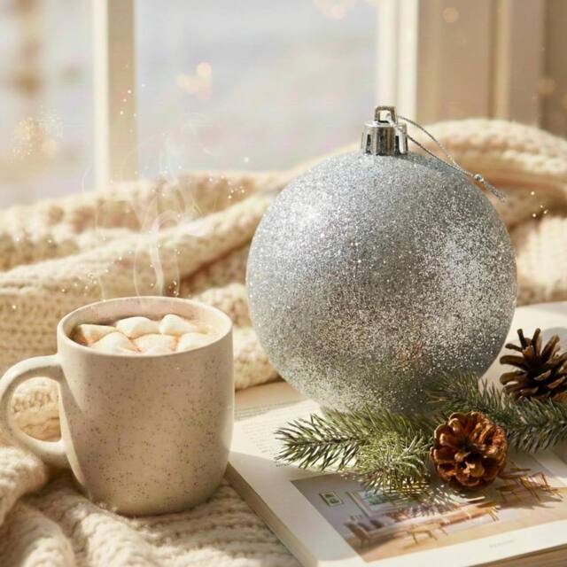 Shatchi 20cm Glitter Christmas Bauble - Christmas Tree & Home Décor Ornament in Silver - Size: 20 cm - image 1