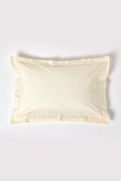 Homescapes Egyptian Cotton Oxford Pillowcase 200 TC, Standard Size in Cream - thumbnail 1