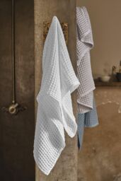 Murmur 'Spa Collection' Waffle Cotton Towels in Pink - thumbnail 3