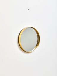 Orsina Timeless Small Wall Mirror, Easy To Install Circular Wall Mirror, Versatile Mirror for Home in Gold - thumbnail 3