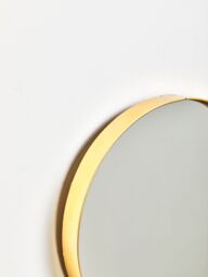 Orsina Timeless Small Wall Mirror, Easy To Install Circular Wall Mirror, Versatile Mirror for Home in Gold - thumbnail 4