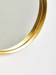 Orsina Timeless Small Wall Mirror, Easy To Install Circular Wall Mirror, Versatile Mirror for Home in Gold - thumbnail 5